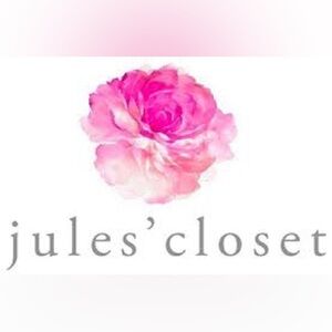 Jules' Closet Pink Floral Design